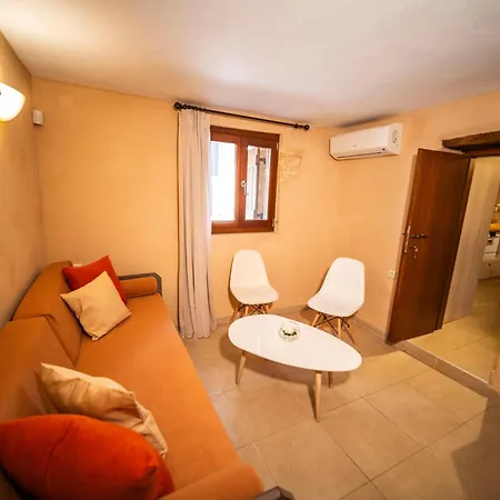 Athena's House Chania (Crete)