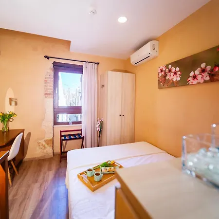 Apartment Athena's House *