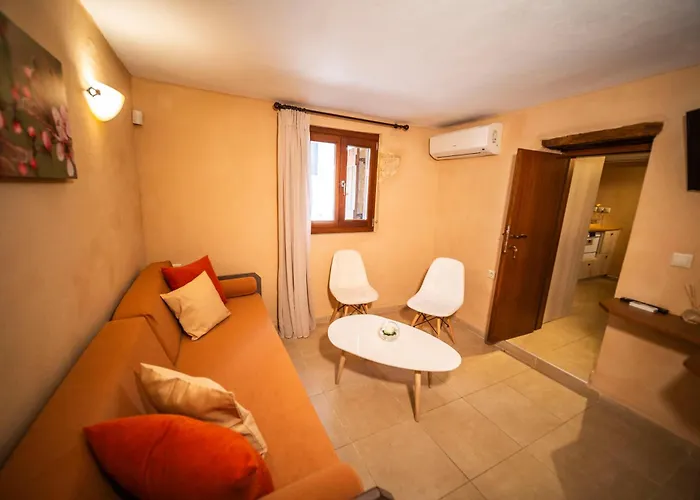 Athena's House La Canea