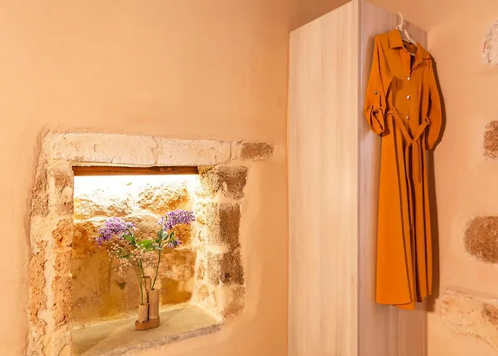 Athena's House * La Canea